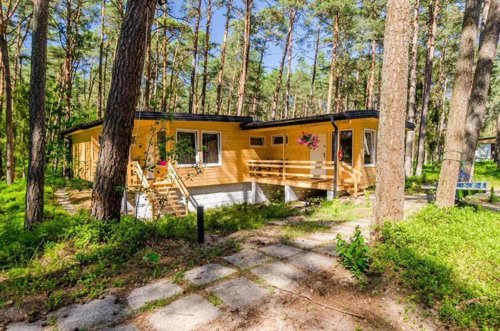 Bursztynowo Osrodek Wczasowy Villa Штутово Екстериор снимка